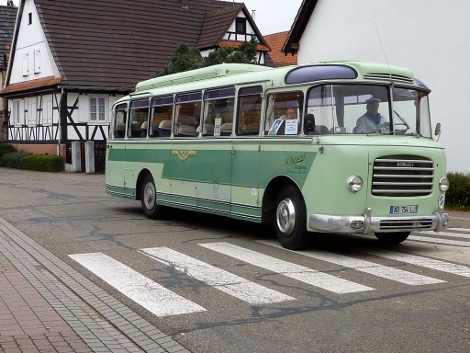 Berliet PLB8 de profil