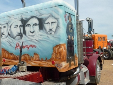 Peterbilt_arrire